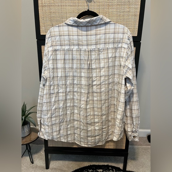 White Fox Flannel - Picture 4 of 4